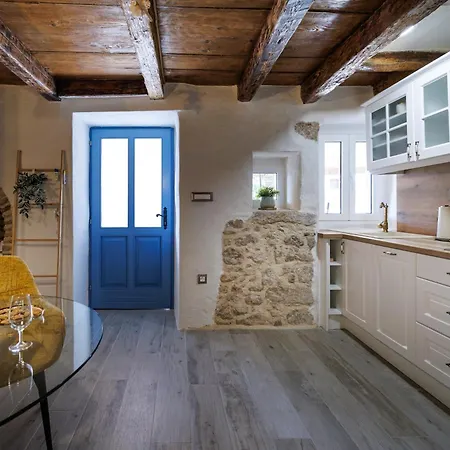 Vela Volta Case de vacanță Vrbnik (Primorje-Gorski Kotar)